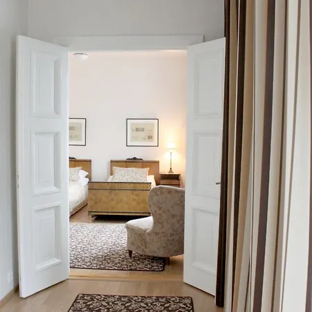 Hotelli-ravintola Mantan Klubi 호텔 3*