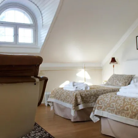 Hotelli-ravintola Maentaen Klubi Hotell Mänttä
